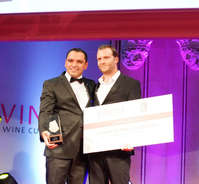 Suwi gewinnt den Vineus Award!